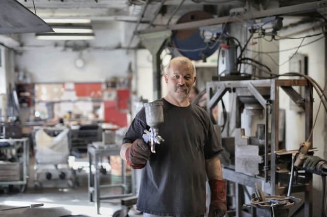 Maintenance Poêle à Pellets Lyon : Nettoyage Complet